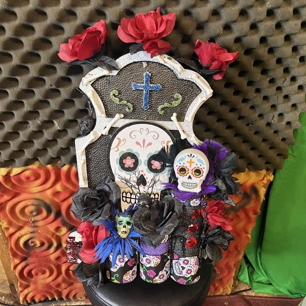Handmade Halloween Sugar Skull Wall Decoration Day Of Dead Flowers Tombstone 18”